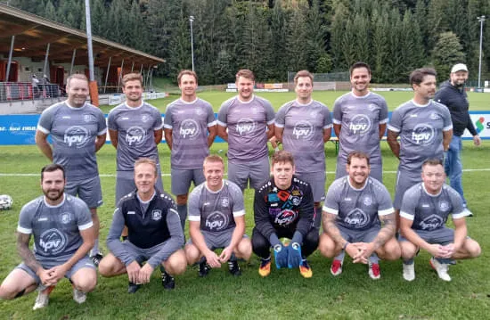 Starke-Mannschaftsleistung-fuehrt-zum-Sieg Starke-Mannschaftsleistung-fuehrt-zum-Sieg